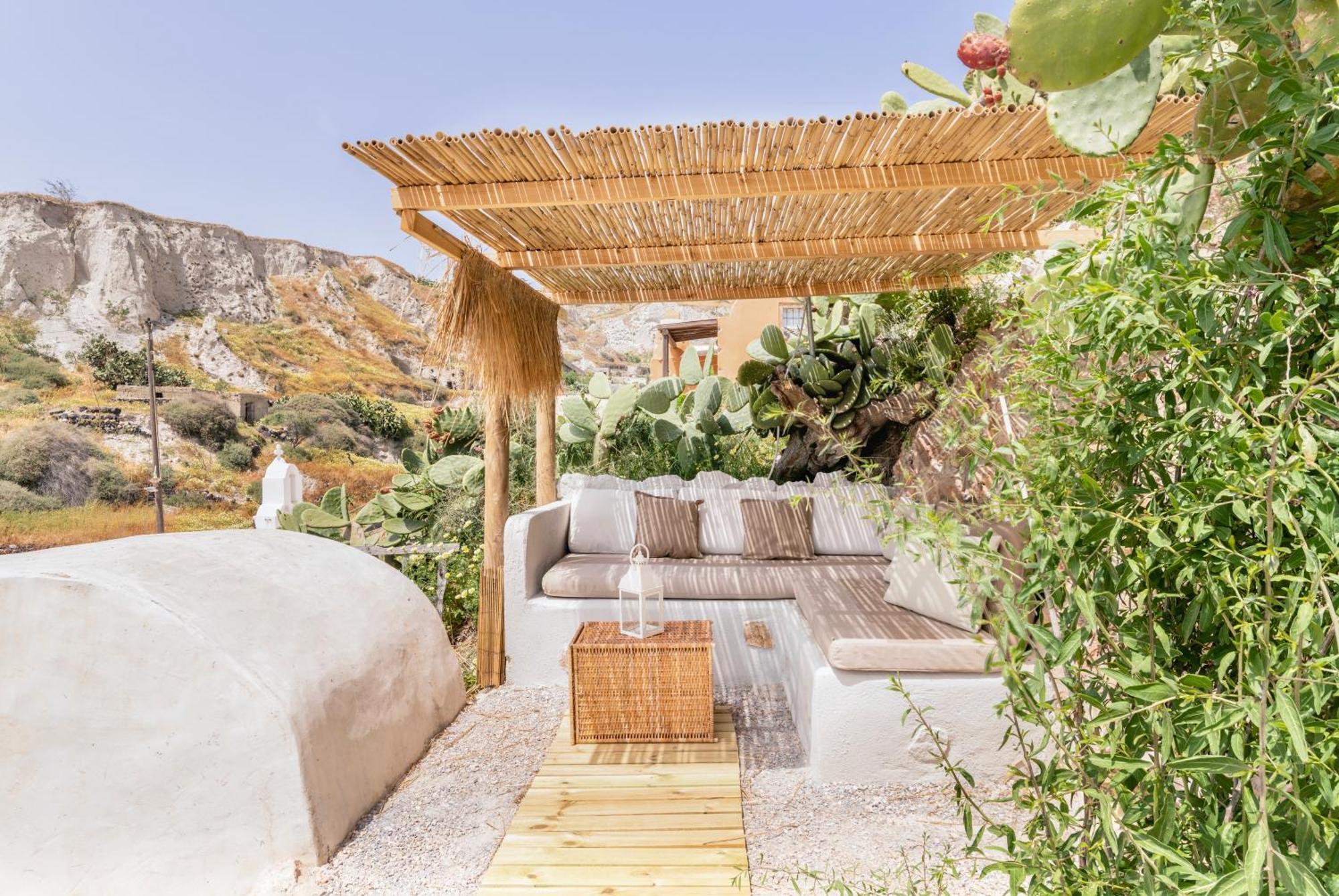 Traditional Farmers Caves Emporio  Exterior foto